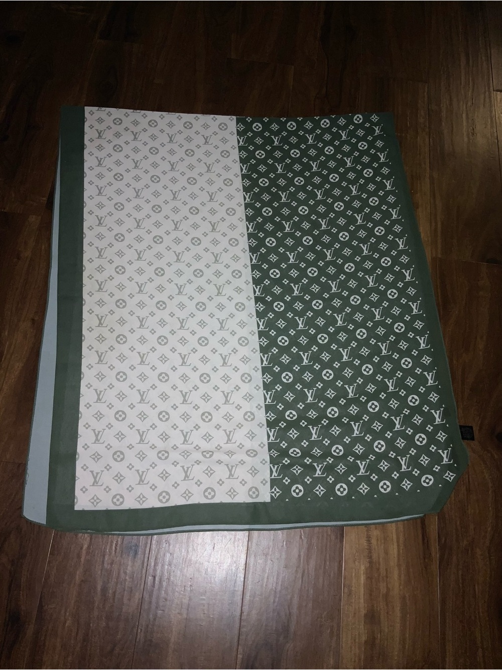 Auth Louis Vuitton Scarf Shawl Stole Wrap Silk Multicolor. Store display product